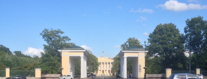Площадь Пролетарской Диктатуры is one of Площади Петербурга.