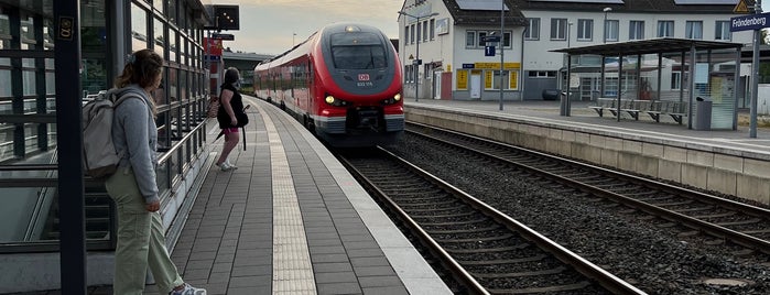 Bahnhof Fröndenberg is one of Bahn.