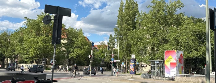 Goetheplatz is one of München Landmark.