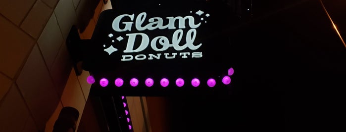 Glam Doll Donuts is one of สถานที่ที่ Natalya ถูกใจ.