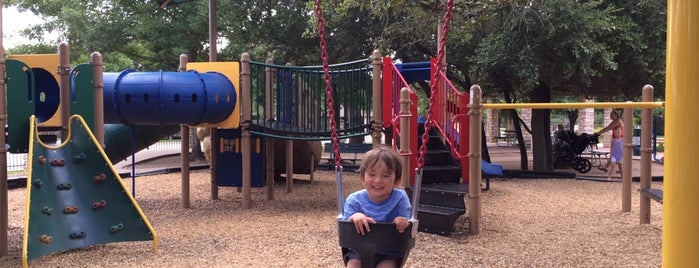 Lost Creek playground is one of Orte, die Karen gefallen.