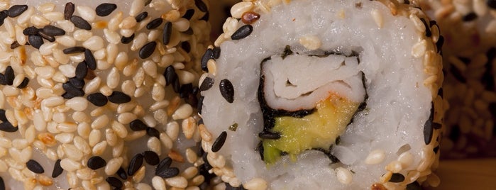 koku sushi is one of Restaurantes asiaticos.