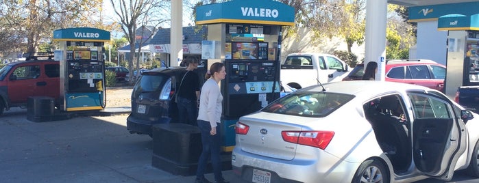 VALERO CORNER STORE is one of Kim’s Liked Places.