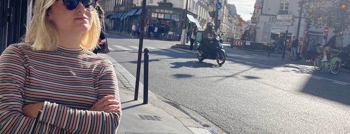 Restaurant À la Tour Eiffel is one of Study Abroad 2014.