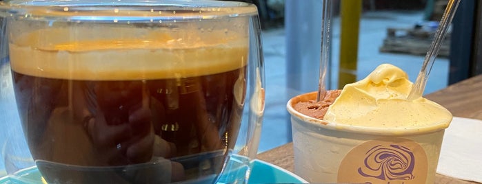 gelat etc. is one of HK COFFEE.