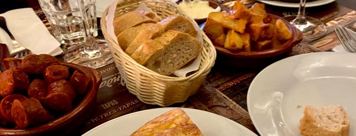 AndaLucía is one of Restaurant Tipps.