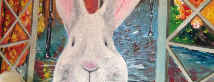 Белый кролик is one of Posti che sono piaciuti a Yunna.