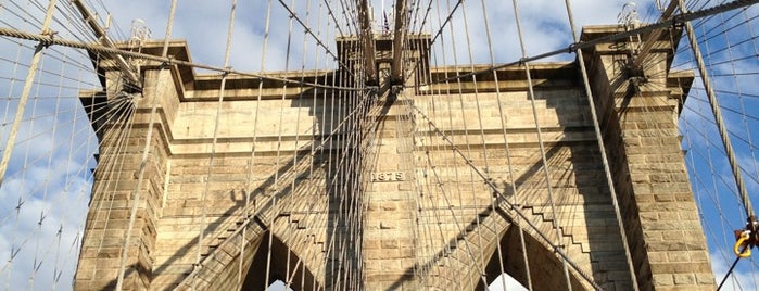 Brooklyn Köprüsü is one of New York 2013 Tom Jones.