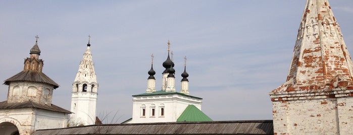 Александровский мужской монастырь is one of Vasiliy'in Beğendiği Mekanlar.