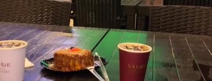 Savor Cafe & Lounge is one of Alzoabi home.