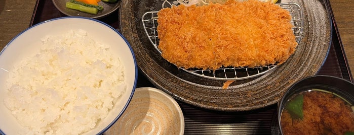 とんかつ武信 is one of Food.