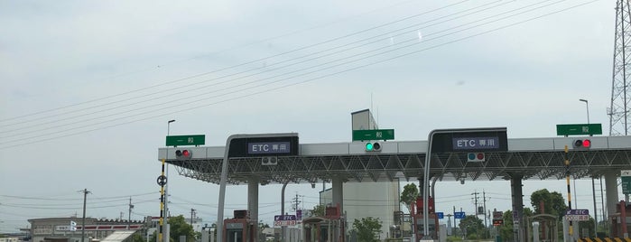 津IC is one of 伊勢自動車道.