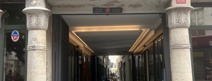 Passage du Caire is one of Shopping.