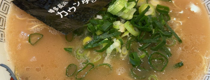 博多長浜 カウンターアタック is one of 食べたいラーメン（神奈川）.