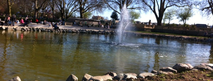 Bishops Park Play Area is one of Ee.