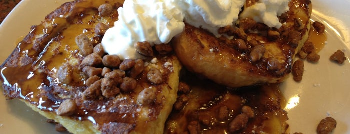Shari's Cafe and Pies is one of Puyallup.