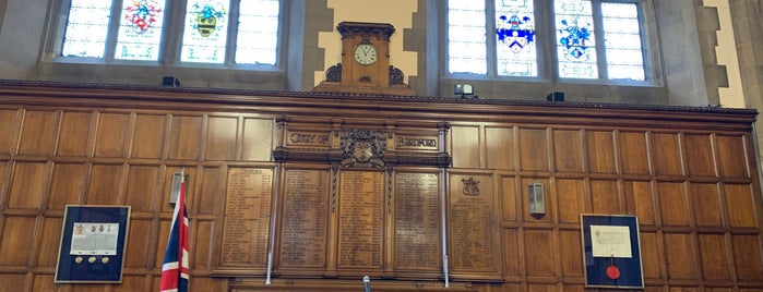 Bradford City Hall is one of Lugares favoritos de Carl.