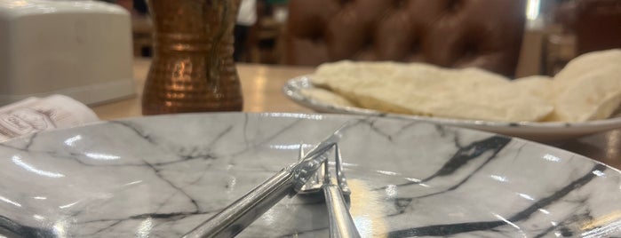 Chef Kebap Restaurant is one of Yılmazさんのお気に入りスポット.