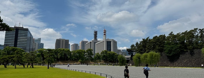 Imperial Palace Plaza is one of 青天を衝け紀行.