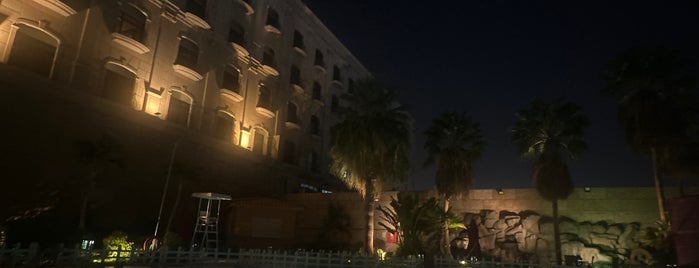 Mövenpick Hotel Jeddah is one of JEDDAH 🤍.