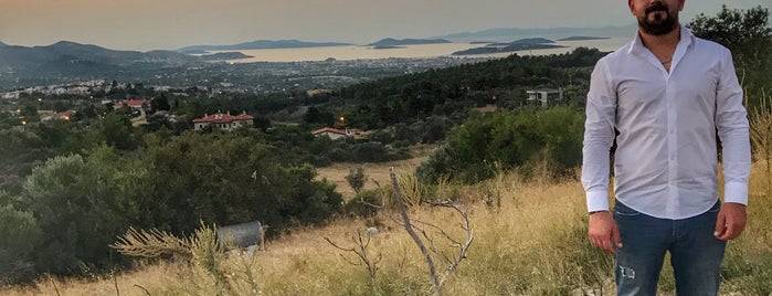 Badem çiçeği düğün salonu is one of Lieux qui ont plu à özge.