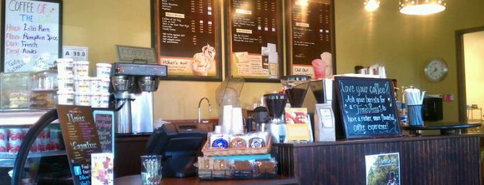 Dilworth Coffee - Highland Creek is one of Amy : понравившиеся места.