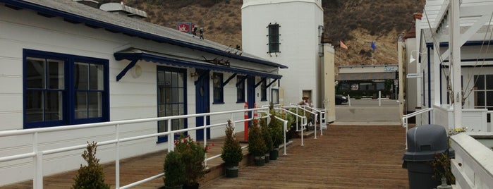 Malibu Sport Fishing Pier is one of Locais curtidos por warrent.