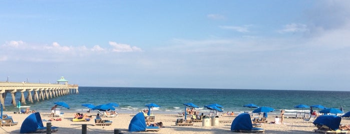 Deerfield Beach Pier is one of Tempat yang Disukai Mariesther.