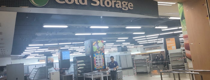 Cold Storage is one of mayors.