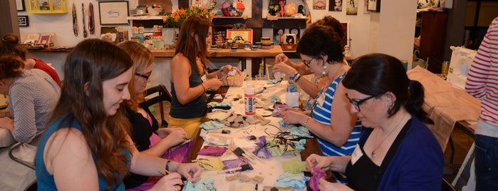 The Tinderbox | Craft Collective is one of Lugares guardados de Colleen.
