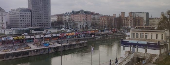 Radisson RED is one of Rooftop Bars Wien.