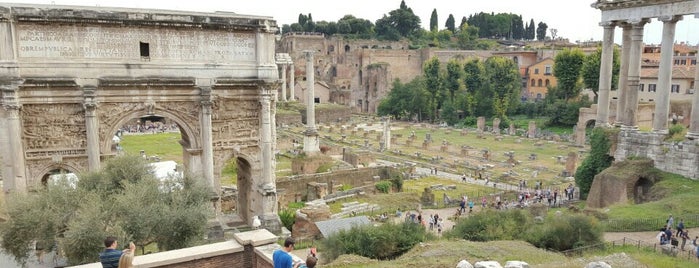 Forum Romanum is one of Roma.