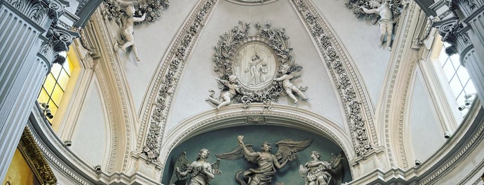 Basilica di San Giovanni in Laterano is one of Roma Spots.