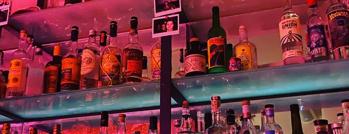 Bisou. is one of Top500Bars 2021.