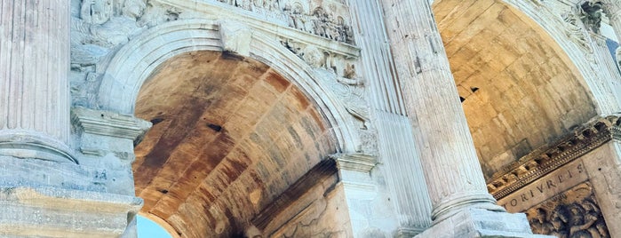 Arco de Constantino is one of Rome.