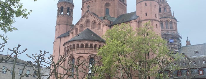Hoher Dom St. Martin is one of Mainz ♡ Wiesbaden.