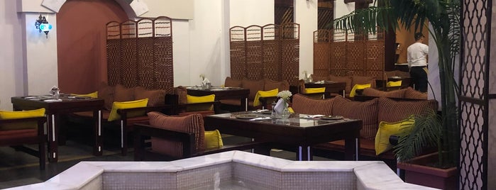 Aliwan Alshami is one of restaurants.