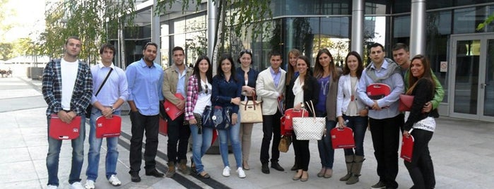 London School of Commerce is one of International Schools in Belgrade.