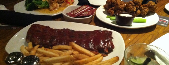 Outback Steakhouse is one of Comidinhas!.