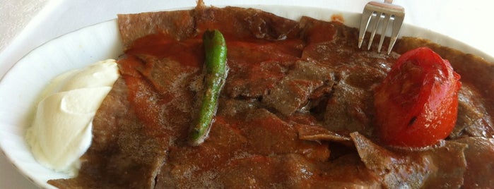 Özbeyler Park İskender is one of C B Atakanさんのお気に入りスポット.