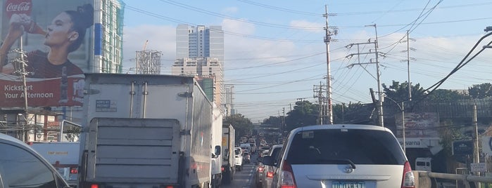 Katipunan Flyover is one of Favorite Great Outdoors.