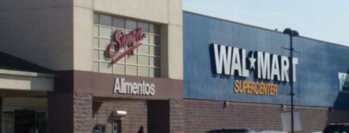 Walmart is one of Lugares favoritos de York.