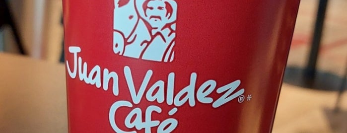 Juan Valdez Cafe is one of Lugares favoritos de Cristian.