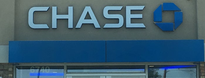 Chase Bank is one of Tempat yang Disukai Trudy.