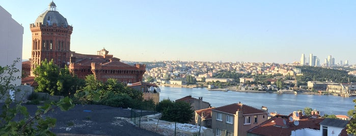 Yanyalı Mustafa İsmet Camii is one of 1-Fatih to Do List | Spirituel Merkezler.