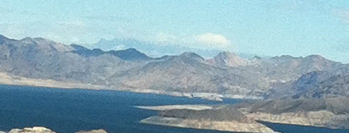 Lake Mead National Recreation Area is one of USA Bucket List.