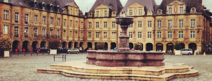 Place Ducale is one of Posti che sono piaciuti a John.