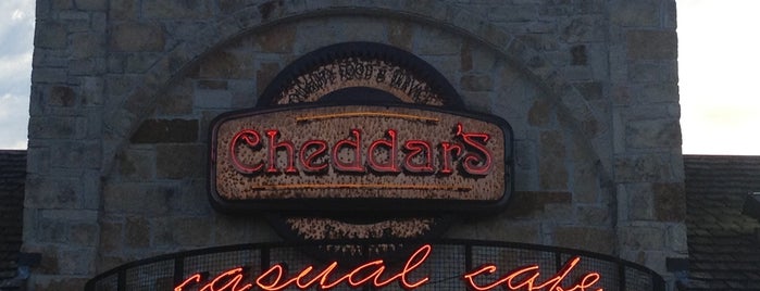 Cheddar's Scratch Kitchen is one of Favorite places in Tyler!.