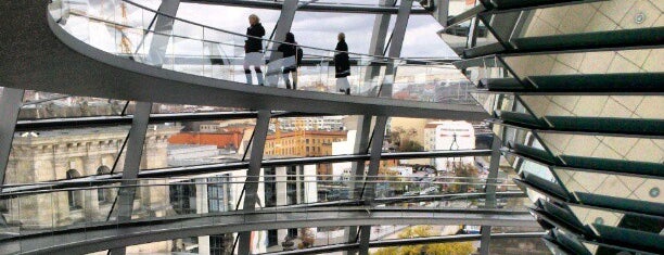 Reichstag Dome is one of Berlín.