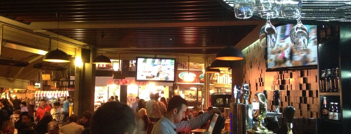 Elma Pub & Beercity is one of Istanbul.